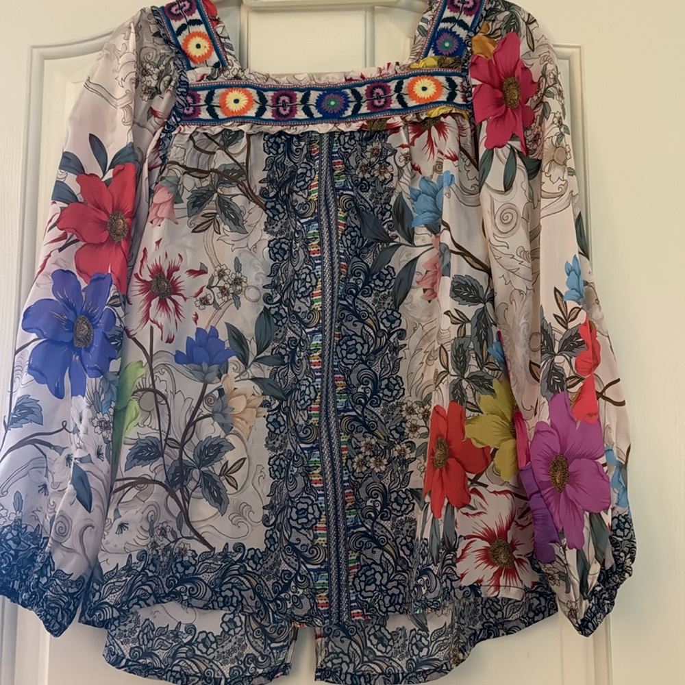 Gorgeous Silk Johnny Was Blouse Size XS - Picture 6 of 11